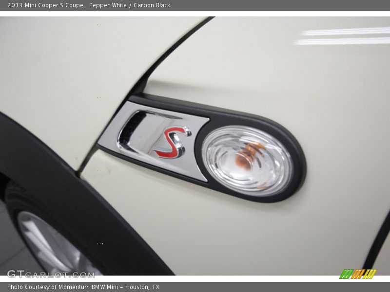 Pepper White / Carbon Black 2013 Mini Cooper S Coupe