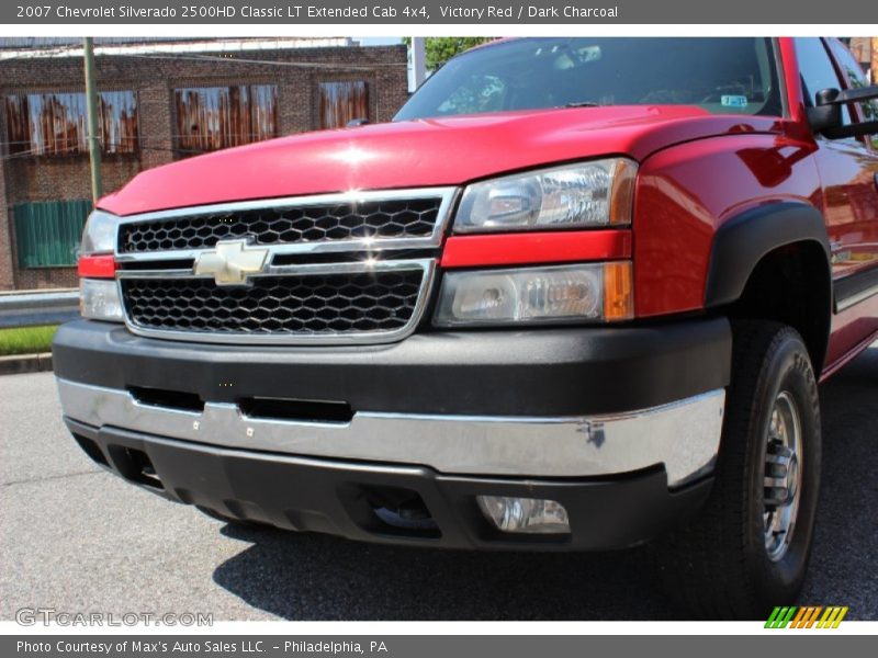 Victory Red / Dark Charcoal 2007 Chevrolet Silverado 2500HD Classic LT Extended Cab 4x4