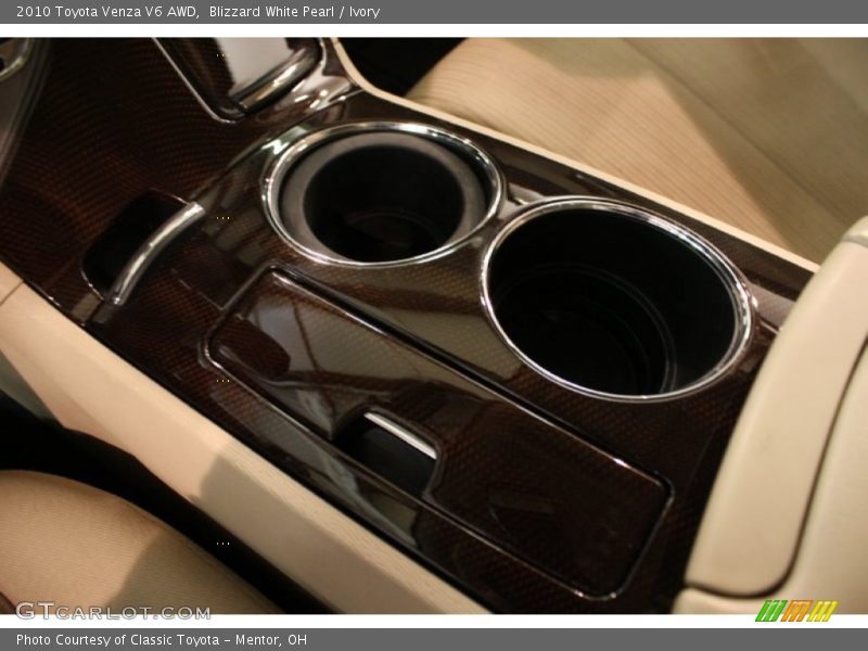 Blizzard White Pearl / Ivory 2010 Toyota Venza V6 AWD