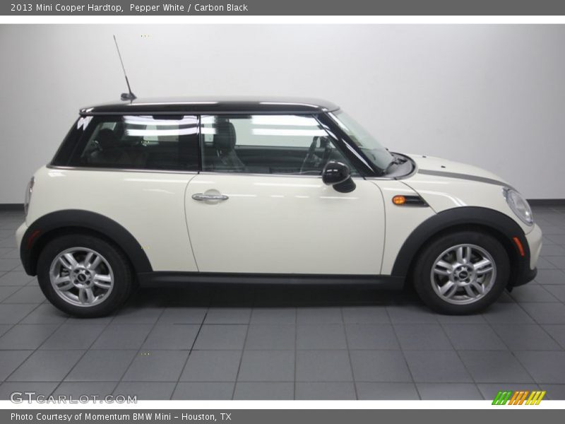 Pepper White / Carbon Black 2013 Mini Cooper Hardtop
