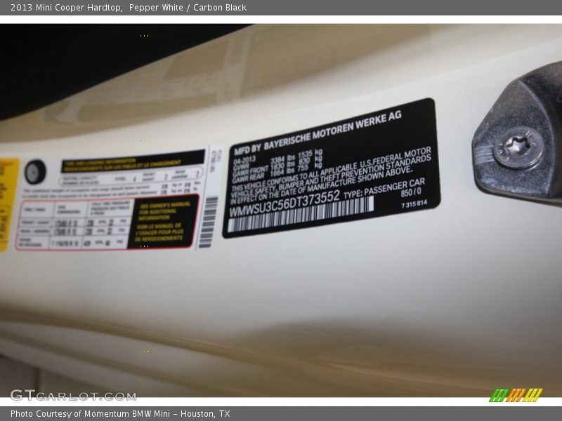 Pepper White / Carbon Black 2013 Mini Cooper Hardtop
