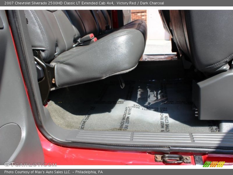 Victory Red / Dark Charcoal 2007 Chevrolet Silverado 2500HD Classic LT Extended Cab 4x4