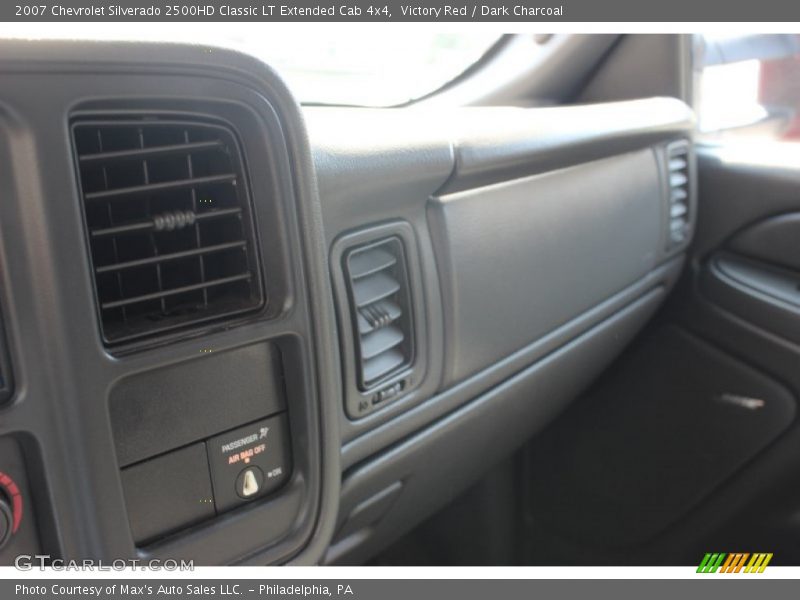 Victory Red / Dark Charcoal 2007 Chevrolet Silverado 2500HD Classic LT Extended Cab 4x4