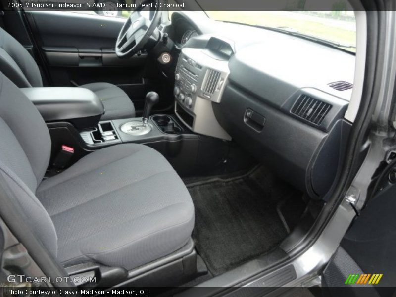 Titanium Pearl / Charcoal 2005 Mitsubishi Endeavor LS AWD