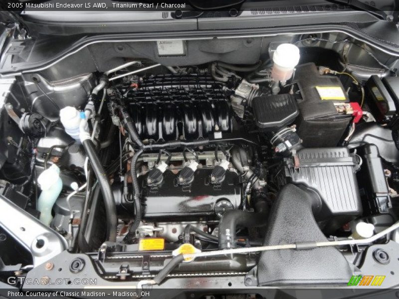 Titanium Pearl / Charcoal 2005 Mitsubishi Endeavor LS AWD