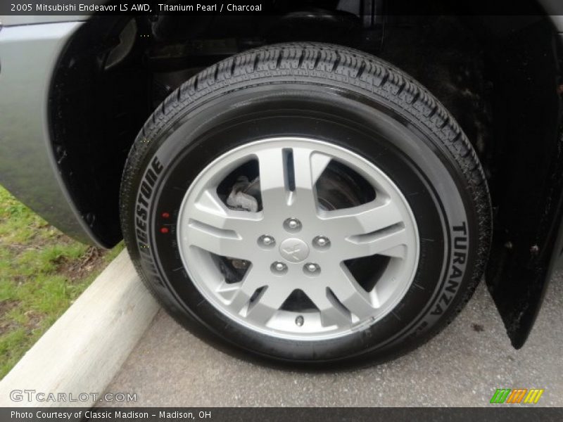 Titanium Pearl / Charcoal 2005 Mitsubishi Endeavor LS AWD