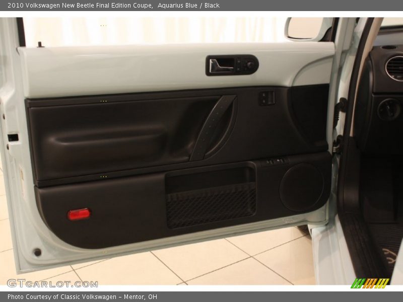 Aquarius Blue / Black 2010 Volkswagen New Beetle Final Edition Coupe