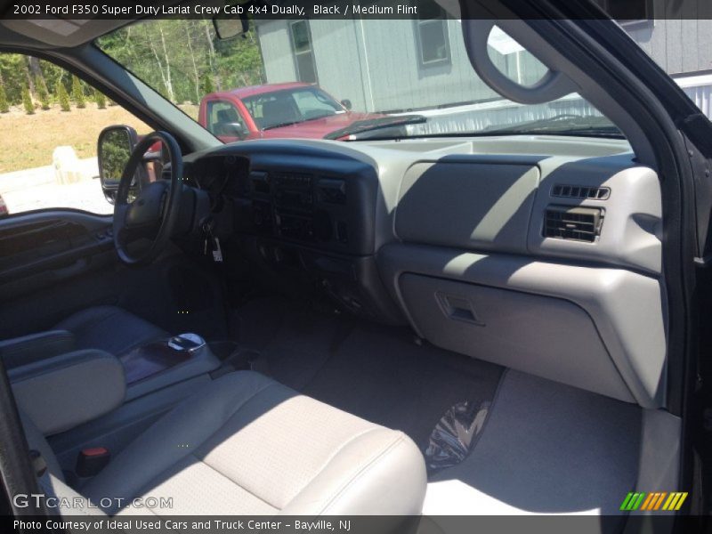 Black / Medium Flint 2002 Ford F350 Super Duty Lariat Crew Cab 4x4 Dually