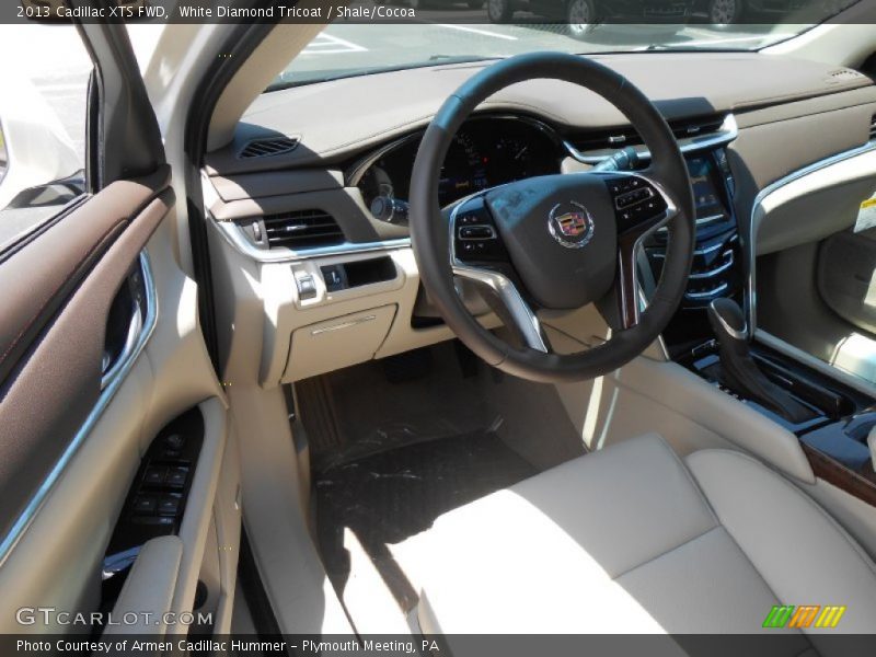 White Diamond Tricoat / Shale/Cocoa 2013 Cadillac XTS FWD