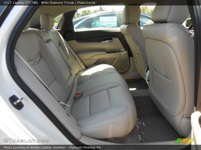 White Diamond Tricoat / Shale/Cocoa 2013 Cadillac XTS FWD