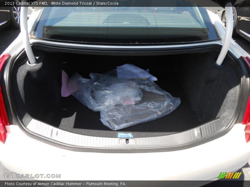 White Diamond Tricoat / Shale/Cocoa 2013 Cadillac XTS FWD