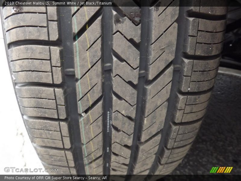 Summit White / Jet Black/Titanium 2013 Chevrolet Malibu LS