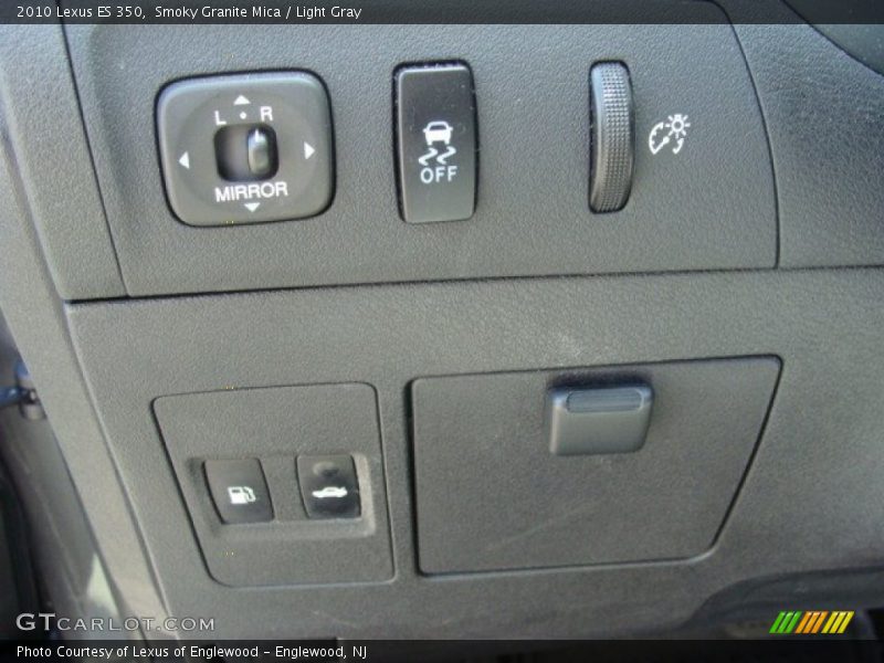 Smoky Granite Mica / Light Gray 2010 Lexus ES 350