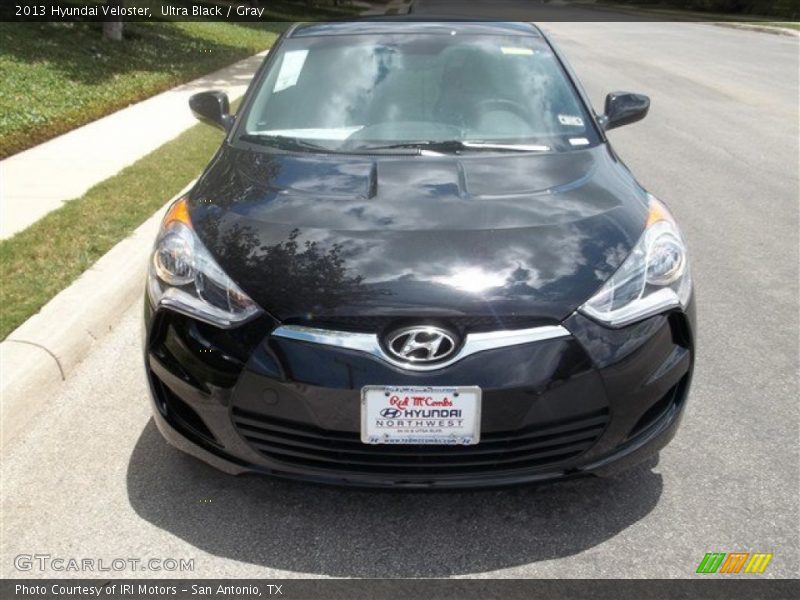 Ultra Black / Gray 2013 Hyundai Veloster