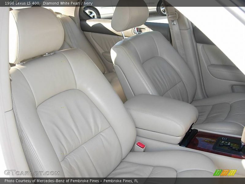 Diamond White Pearl / Ivory 1998 Lexus LS 400