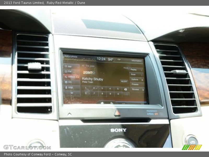 Ruby Red Metallic / Dune 2013 Ford Taurus Limited