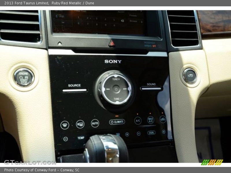 Ruby Red Metallic / Dune 2013 Ford Taurus Limited