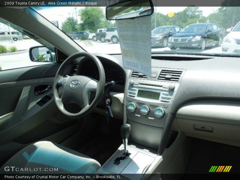 Aloe Green Metallic / Bisque 2009 Toyota Camry LE