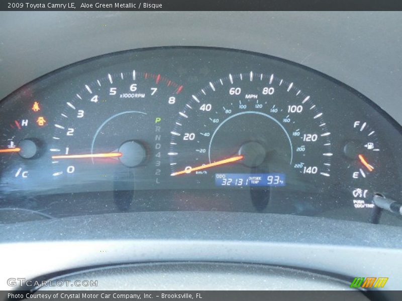 Aloe Green Metallic / Bisque 2009 Toyota Camry LE