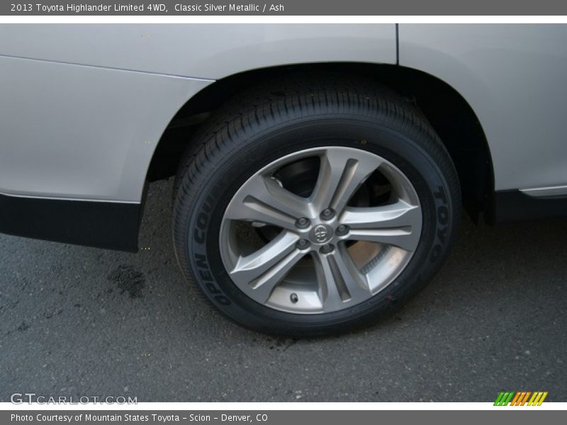 Classic Silver Metallic / Ash 2013 Toyota Highlander Limited 4WD