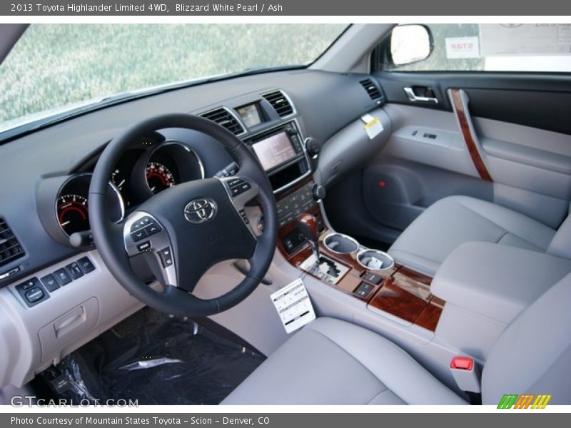 Blizzard White Pearl / Ash 2013 Toyota Highlander Limited 4WD