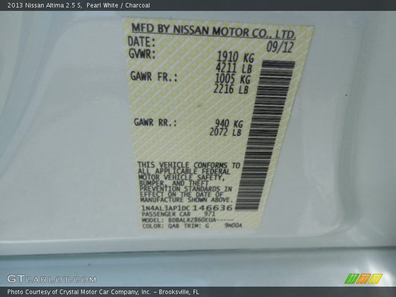 Pearl White / Charcoal 2013 Nissan Altima 2.5 S