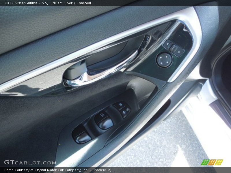 Brilliant Silver / Charcoal 2013 Nissan Altima 2.5 S