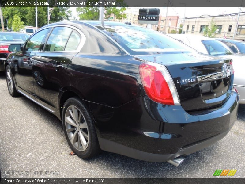Tuxedo Black Metallic / Light Camel 2009 Lincoln MKS Sedan