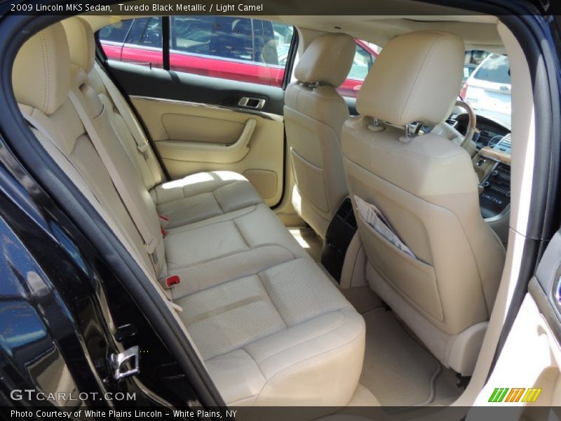 Tuxedo Black Metallic / Light Camel 2009 Lincoln MKS Sedan