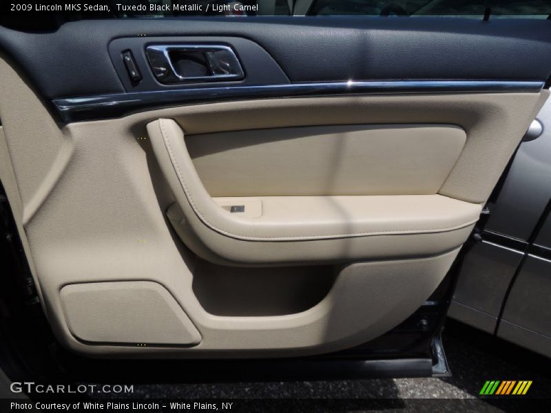 Tuxedo Black Metallic / Light Camel 2009 Lincoln MKS Sedan