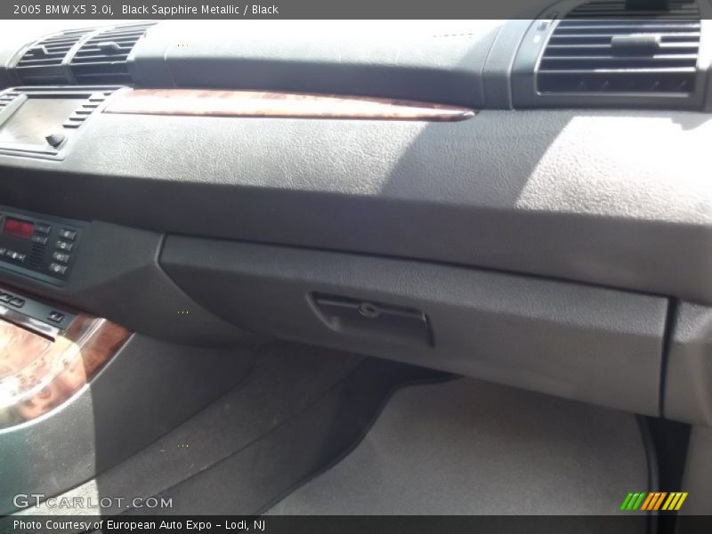 Black Sapphire Metallic / Black 2005 BMW X5 3.0i