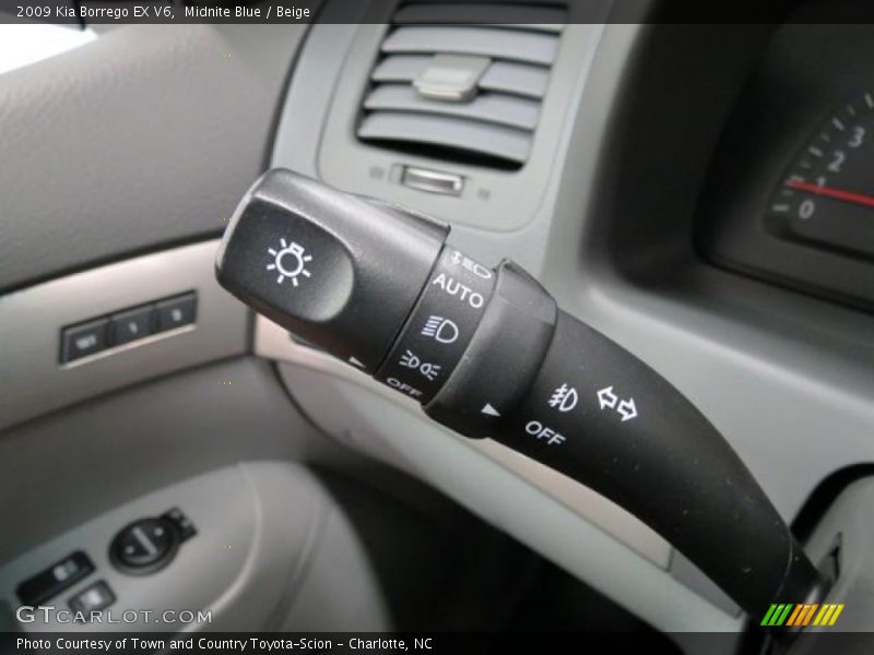 Midnite Blue / Beige 2009 Kia Borrego EX V6