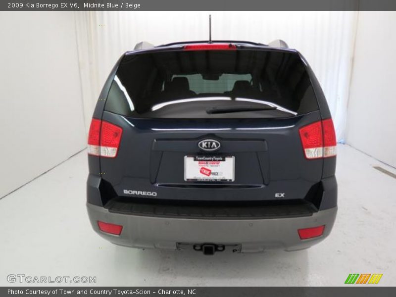 Midnite Blue / Beige 2009 Kia Borrego EX V6