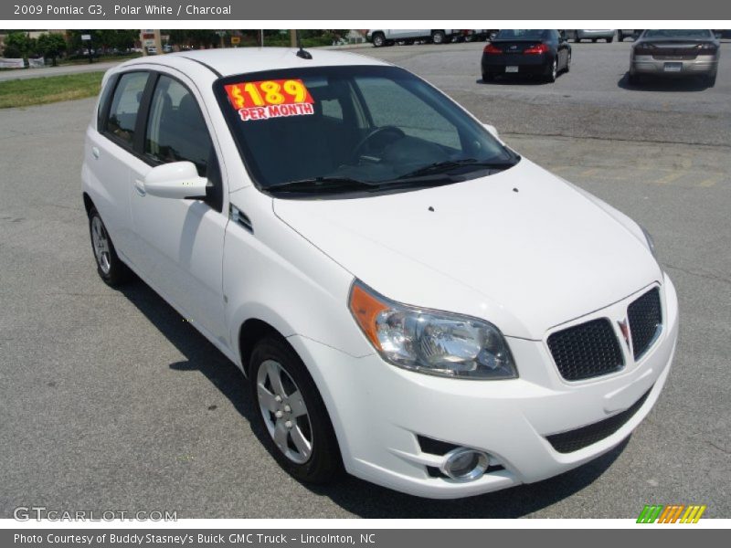 Polar White / Charcoal 2009 Pontiac G3