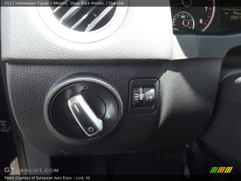Deep Black Metallic / Charcoal 2011 Volkswagen Tiguan S 4Motion