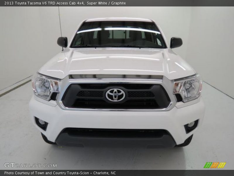 Super White / Graphite 2013 Toyota Tacoma V6 TRD Access Cab 4x4