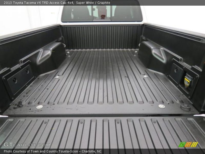 Super White / Graphite 2013 Toyota Tacoma V6 TRD Access Cab 4x4