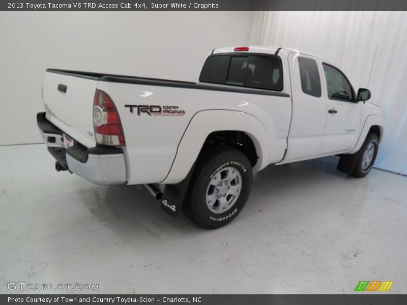 Super White / Graphite 2013 Toyota Tacoma V6 TRD Access Cab 4x4