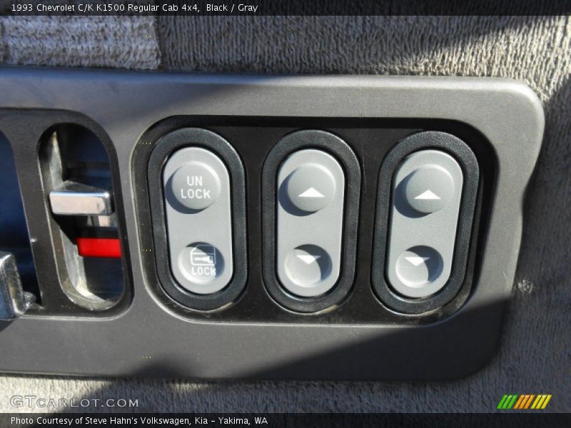 Controls of 1993 C/K K1500 Regular Cab 4x4