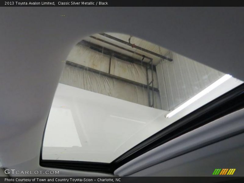 Classic Silver Metallic / Black 2013 Toyota Avalon Limited