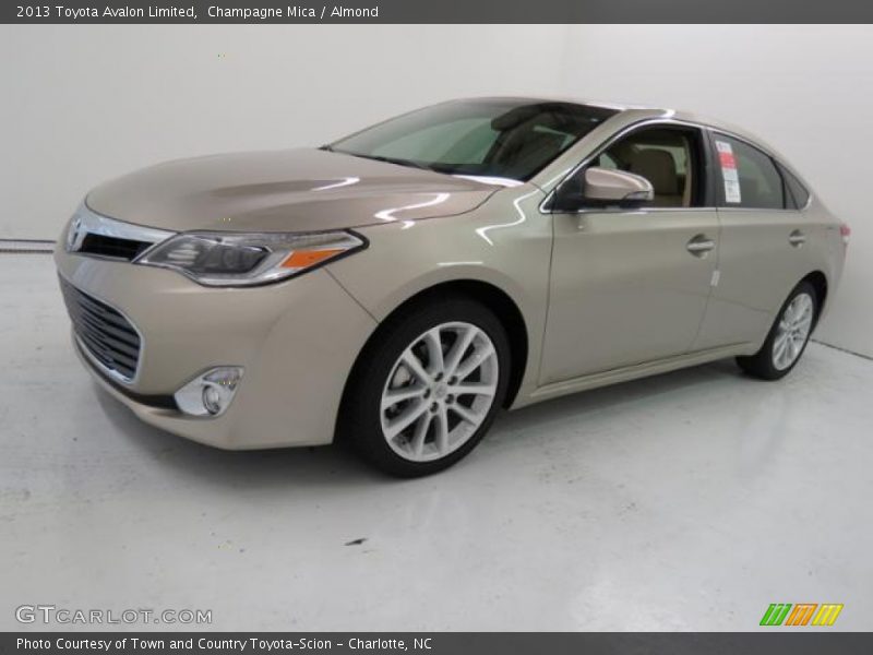 Champagne Mica / Almond 2013 Toyota Avalon Limited