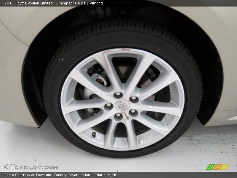 Champagne Mica / Almond 2013 Toyota Avalon Limited