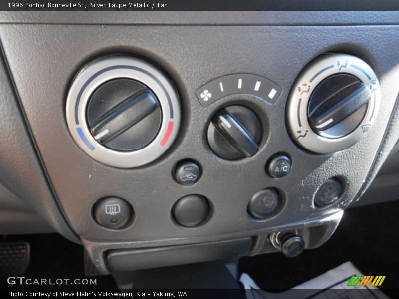 Controls of 1996 Bonneville SE