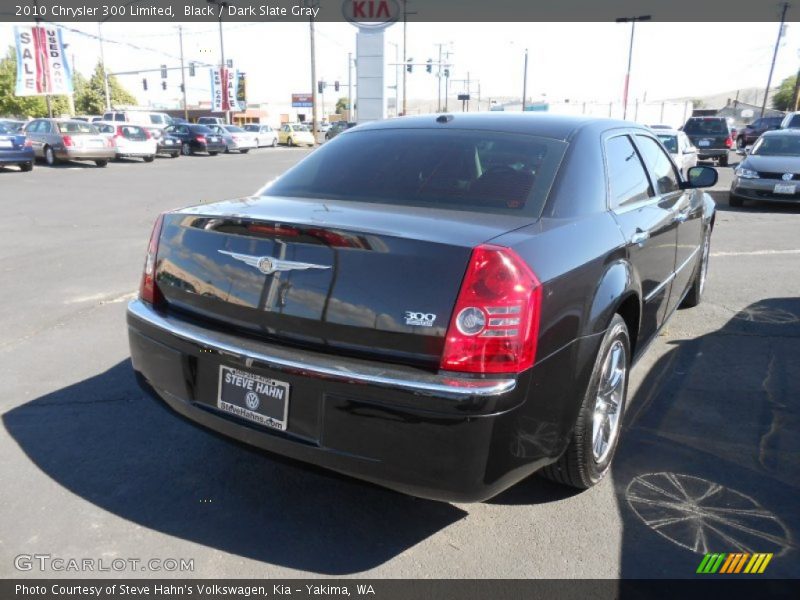 Black / Dark Slate Gray 2010 Chrysler 300 Limited