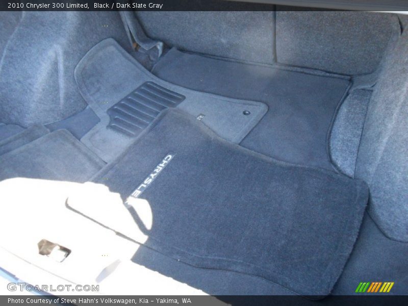 Black / Dark Slate Gray 2010 Chrysler 300 Limited