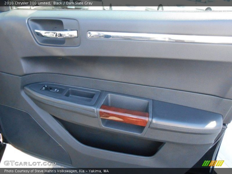 Black / Dark Slate Gray 2010 Chrysler 300 Limited