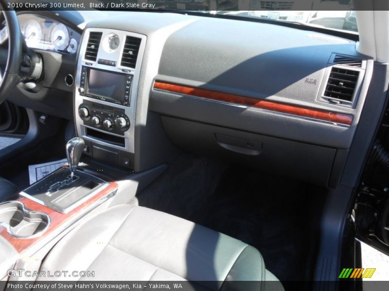 Black / Dark Slate Gray 2010 Chrysler 300 Limited