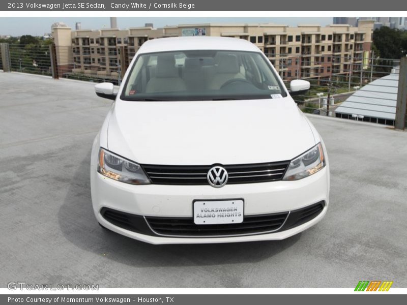 Candy White / Cornsilk Beige 2013 Volkswagen Jetta SE Sedan