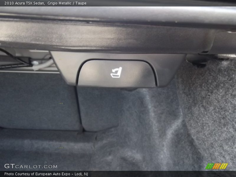 Grigio Metallic / Taupe 2010 Acura TSX Sedan