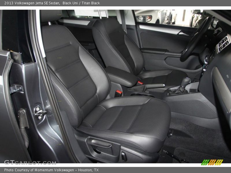 Black Uni / Titan Black 2013 Volkswagen Jetta SE Sedan